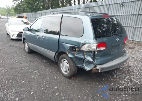 2001 Toyota Sienna Le from USA, damaged, VIN 4T3ZF13CX1U405247